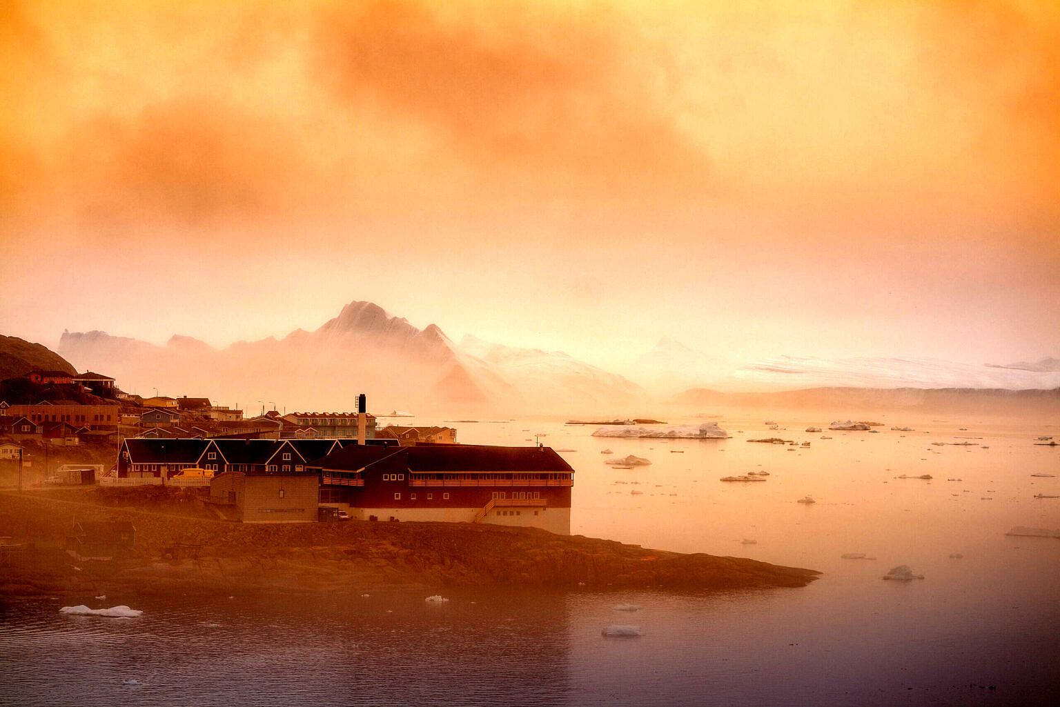 Ilulissat in the fog. Greenland 2022 | David Farkas